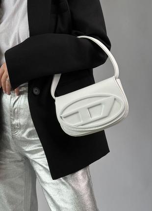 Сумка diesel 1dr iconic shoulder bag total white