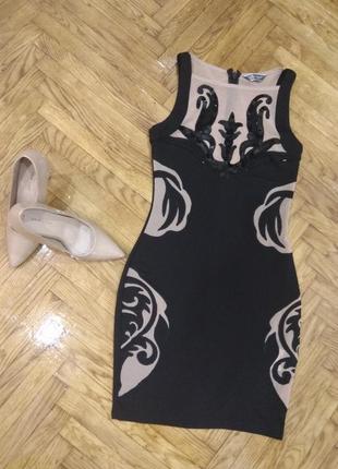 Стильне плаття на корпоратив! lipsy