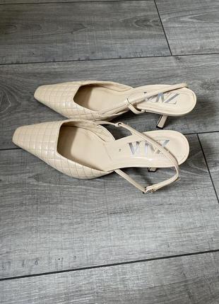 Zara жіночі босоніжки/ туфлі 40, 25-25,см2 фото