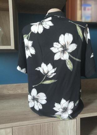 Натуральная вискозная рубашка в цветы. цветочная свободная рубашка короткий рукав pull &amp; bear7 фото