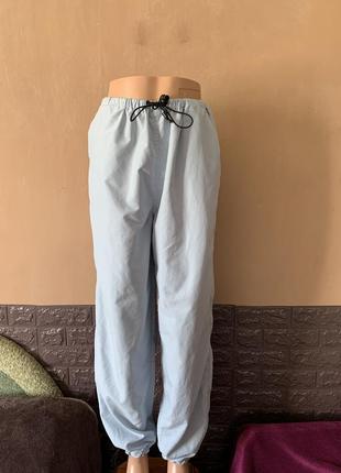 Крутезні штани брюки карго голубого кольору розмір 48 50 стан нових