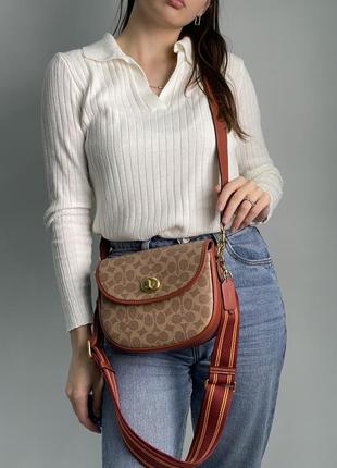 Женская сумка в стиле coach willow medium signature canvas saddle bag premium.