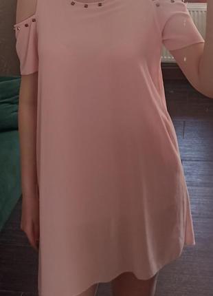 Літнє рожеве плаття