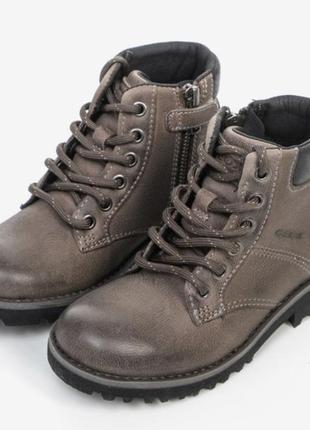 Детские кожаные ботинки geox 30-31