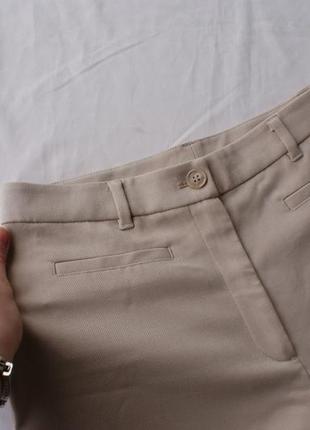 Базовые брендовые бежевые брюки от monki3 фото