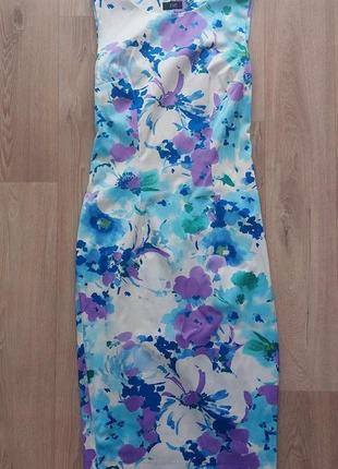 Платье- футляр от f&f размер хs-s