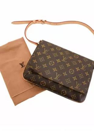 Сумочка lv
