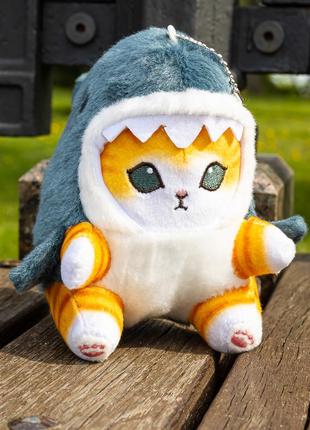 Мягкая игрушка котик в костюме акулы3 фото