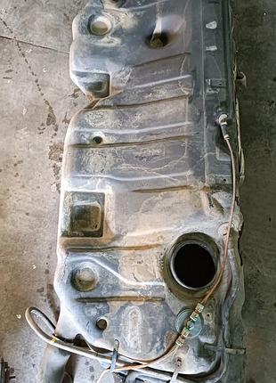 1500 e0, 1536 28, топливний бак/кронштейн peugeot 605 3.0