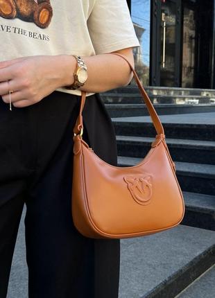 Сумка жіноча в стилі pinko half moon bag simply ginger with leather buckle