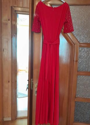 Нарядное платье