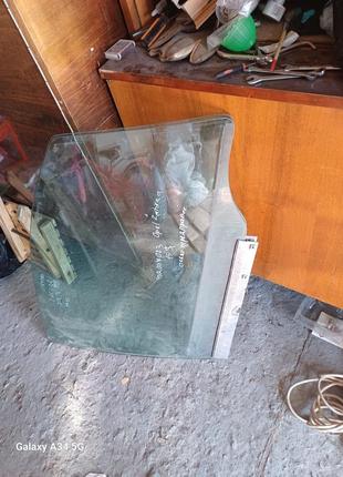 Стекло переднее правое opel zafira a