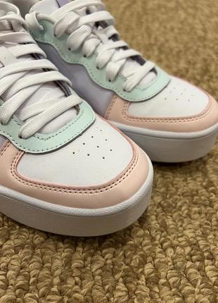 Кросівки жіночі puma skye tennis