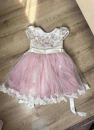 Сукня фатинова святкова атласна вишивка на 3-4 роки