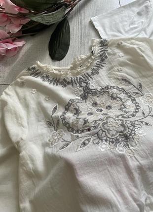 Кремова вкорочена блуза сорочка  топ zara gorgeous з вишивкою