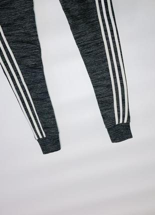 Спортивные штаны от фирмы adidas originals3 фото