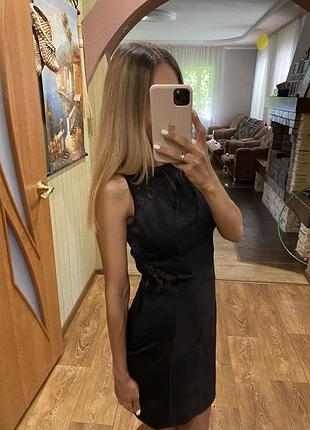 Сукня з красивою спинкою zara
