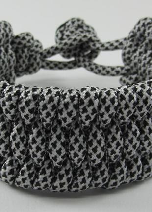 Браслет из паракорда "трилобит"