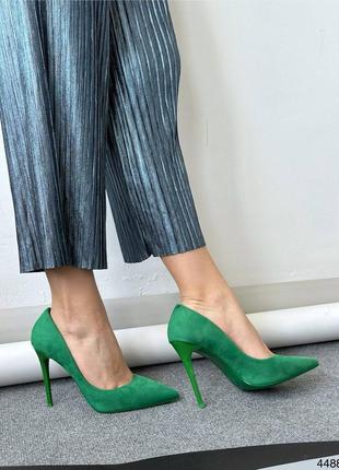 Туфли лодочки на шпильке нарядные зеленые изумрудные9 фото