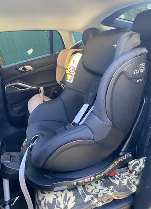 Автокресло britax romer dualfix m i-size ( black) + чехол britax romer беж8 фото