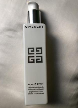 Givenchy blanc divin global transparency