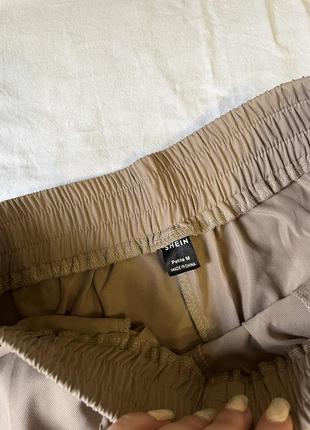 Бежевые брюки брюки прямого свободного кроя от shein4 фото
