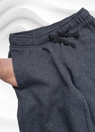 Теплые спортивные штаны nike (оригинал) на мальчика4 фото