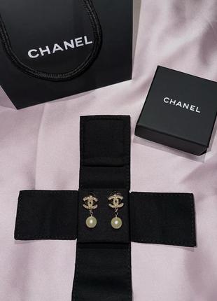 Серьги от chanel. оригинал3 фото