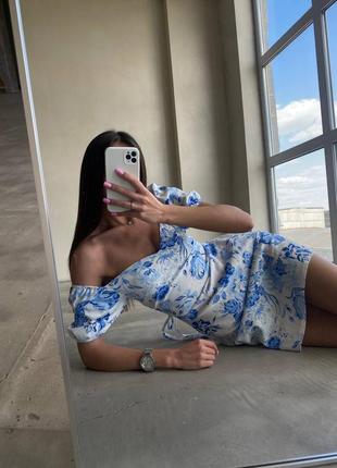 Сукня з дихаючої тканини з відкритою спиною квітковий принт