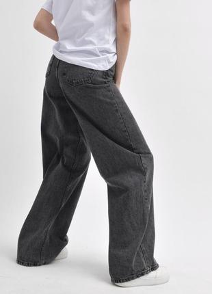 Джинсы wide leg цвета графит
