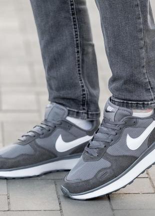 Мужские замшевые, серые, стильные кроссовки nike air zoom grey. 40-44 гг. 0860 ал демисезонные5 фото