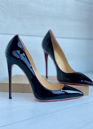 Човники шкіра