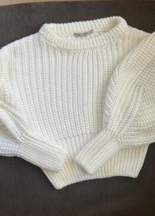Белый укороченный свитер1 фото