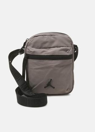 Оригінал jordan airborne festival bag сумка мессенджер 9a0631-g50