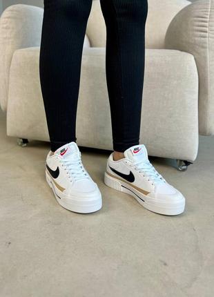 Женские кроссовки nike