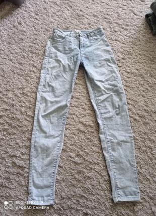 Джинсы bershka девушка р 164 модные летние