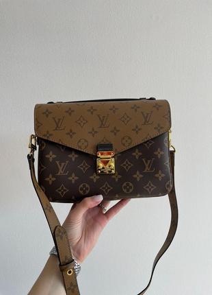 Louis vuitton pochette metis shoulder bag brown leather monogram reverse coated3 фото