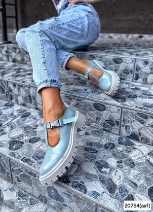 Туфли с раминцем голубая кожа в стиле mery jenny2 фото