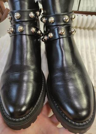 Черевики stradivarius p 39