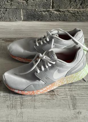 Кроссовки nike оригинал3 фото