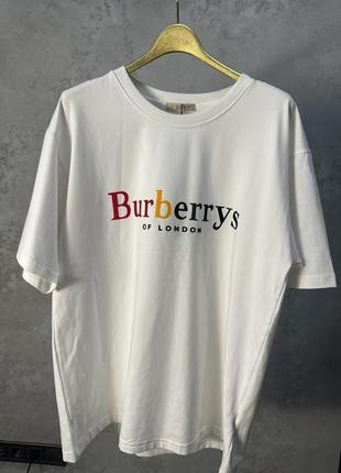 Футболка модного дому "burberry"