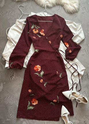 Витончена сукня міді