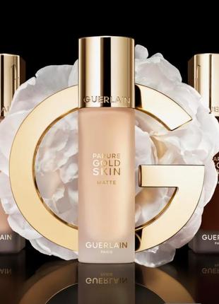 Матирующая тональная основа guerlain parure gold skin matte foundation5 фото