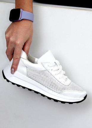 Білі шкіряні літні кросівки натуральна шкіра комбінована з текстильною сіткою
