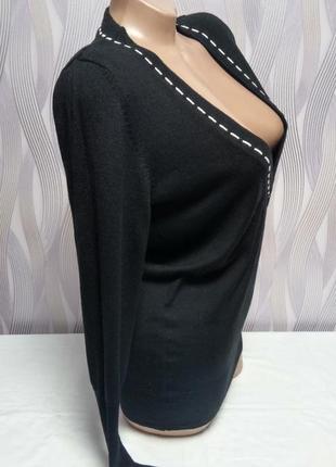 Черный пуловер с глубоким декольте 100% шерсть р. m, от s.oliver2 фото