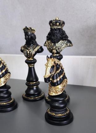Смоляные статуэтки фигурки шахматные