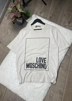 Футболка love moschino