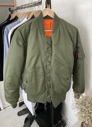 Бомбер хакі alpha industries