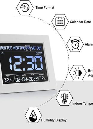 Будильник с цифровым календарем3 фото