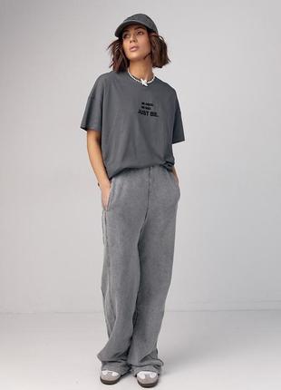 Женская футболка oversize с надписью be good. be bad. just be9 фото